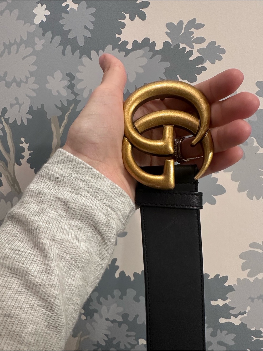 Gucci Black Leather Logo-Stamped Belt